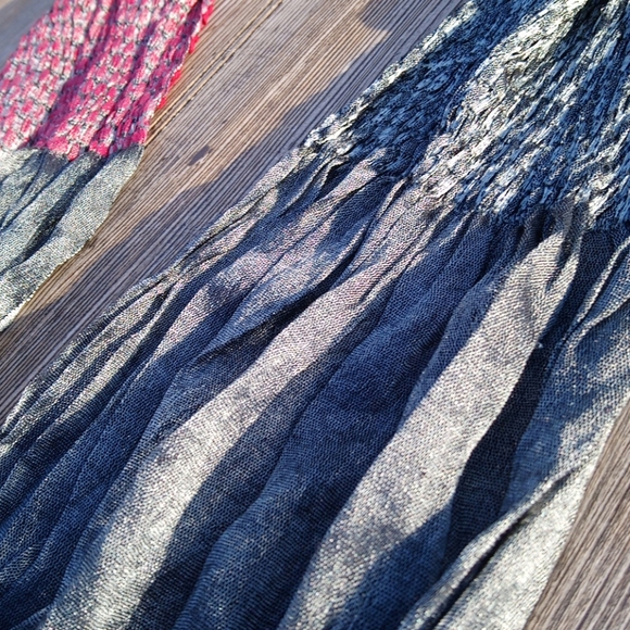 Lightweight Stretchy Fringe Scarf - Picture 8 of 8